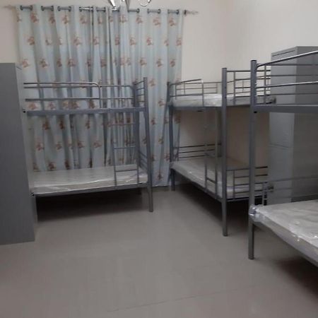 Decent Boys Hostel In Center Of Bur Dubai Next To Burjuman Metro Station With All Free Facilities Exterior foto